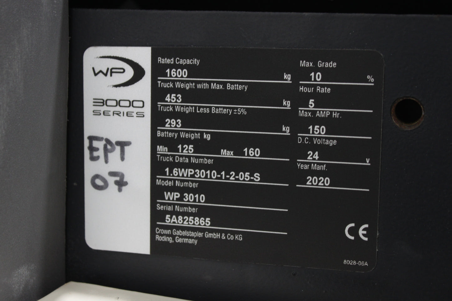 Crown WP3010 – Powered Pallet Truck