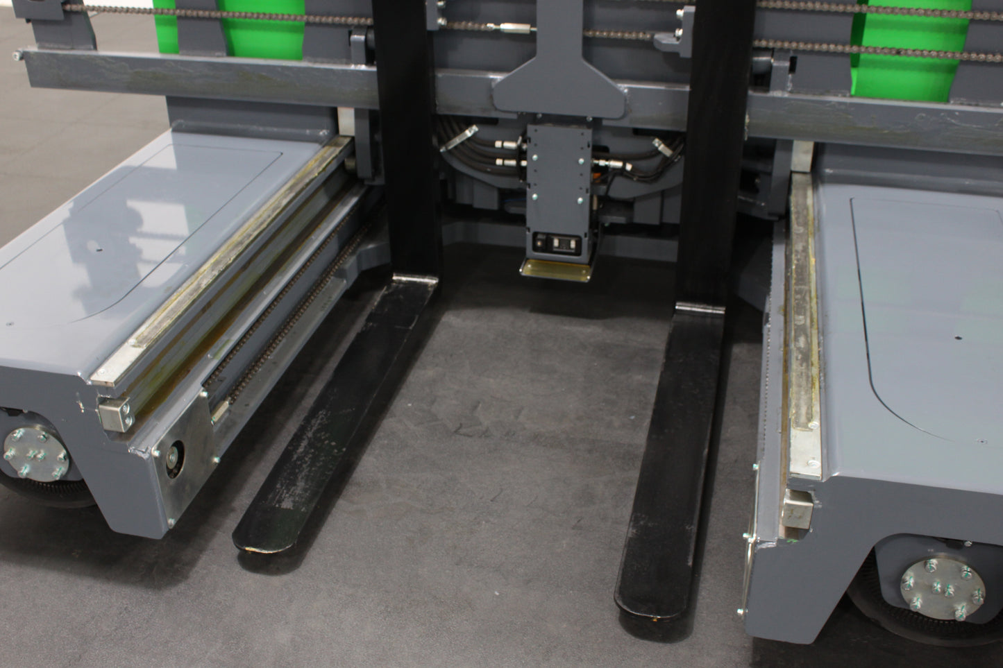 MiMA MQ30 Multi-Directional Side Loader Forklift