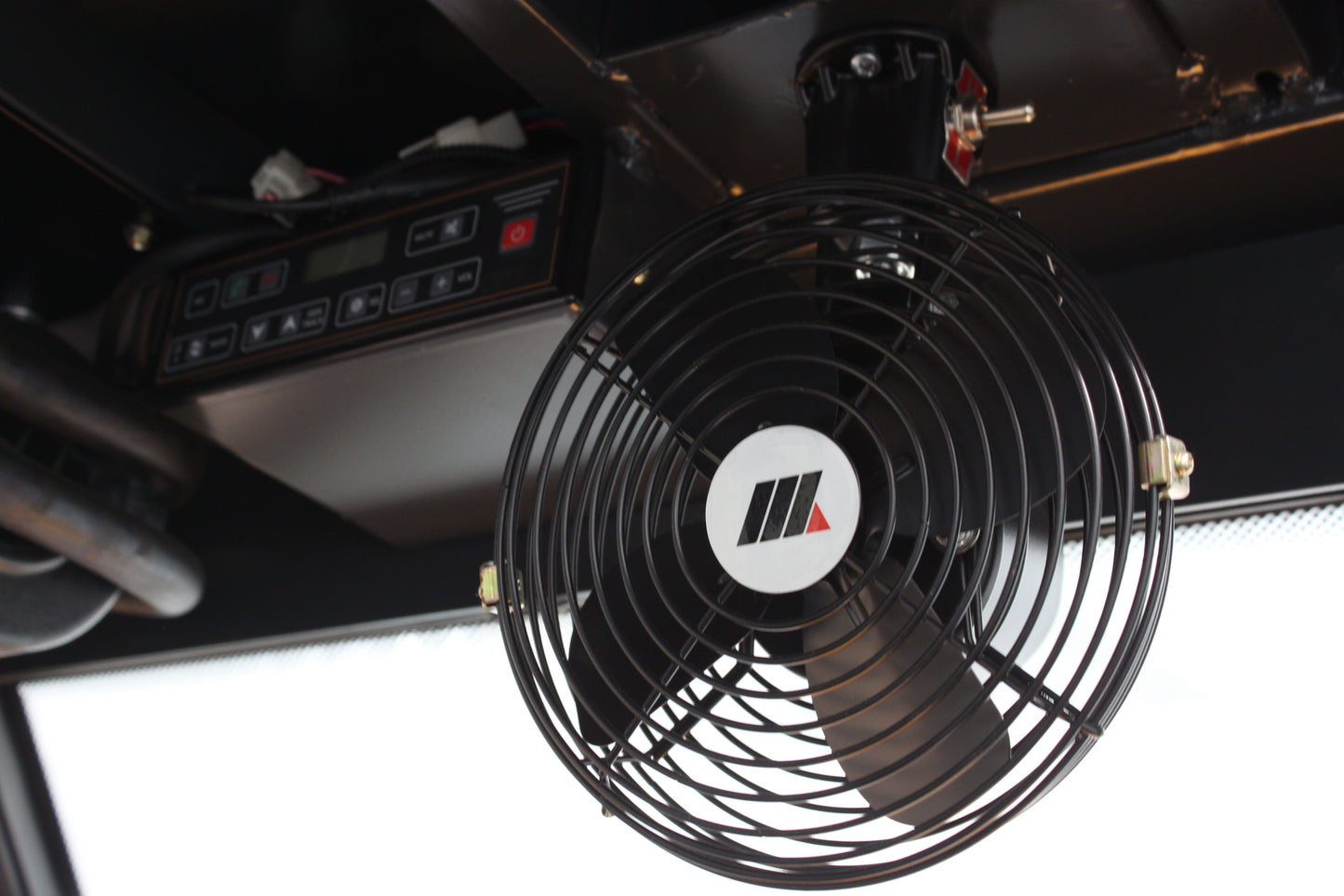 HIFOUNE FD25 - Full Cab