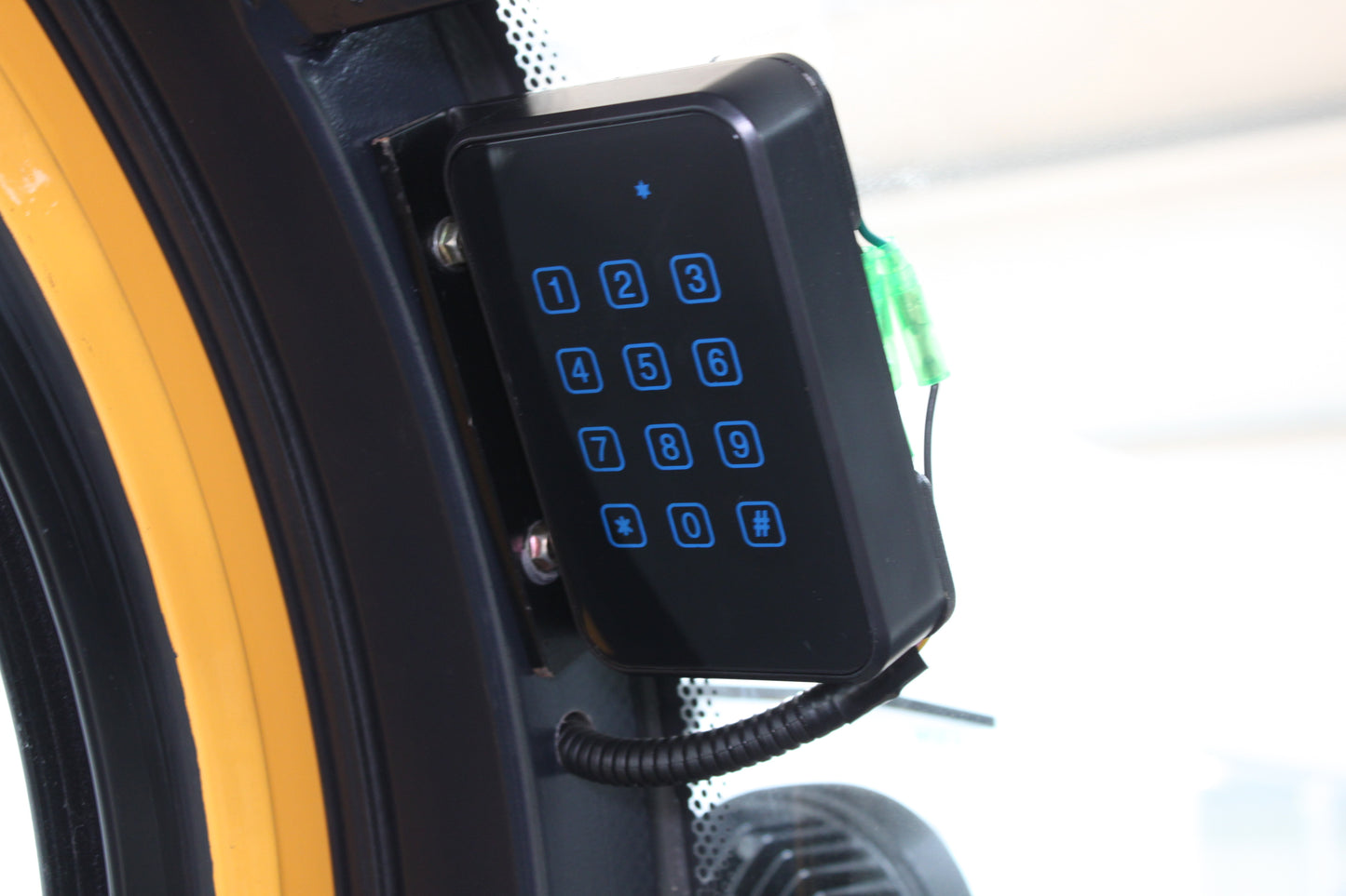 giraffe FD40 | Full Cab Diesel Counterbalance | 4-Wheel Forklift
