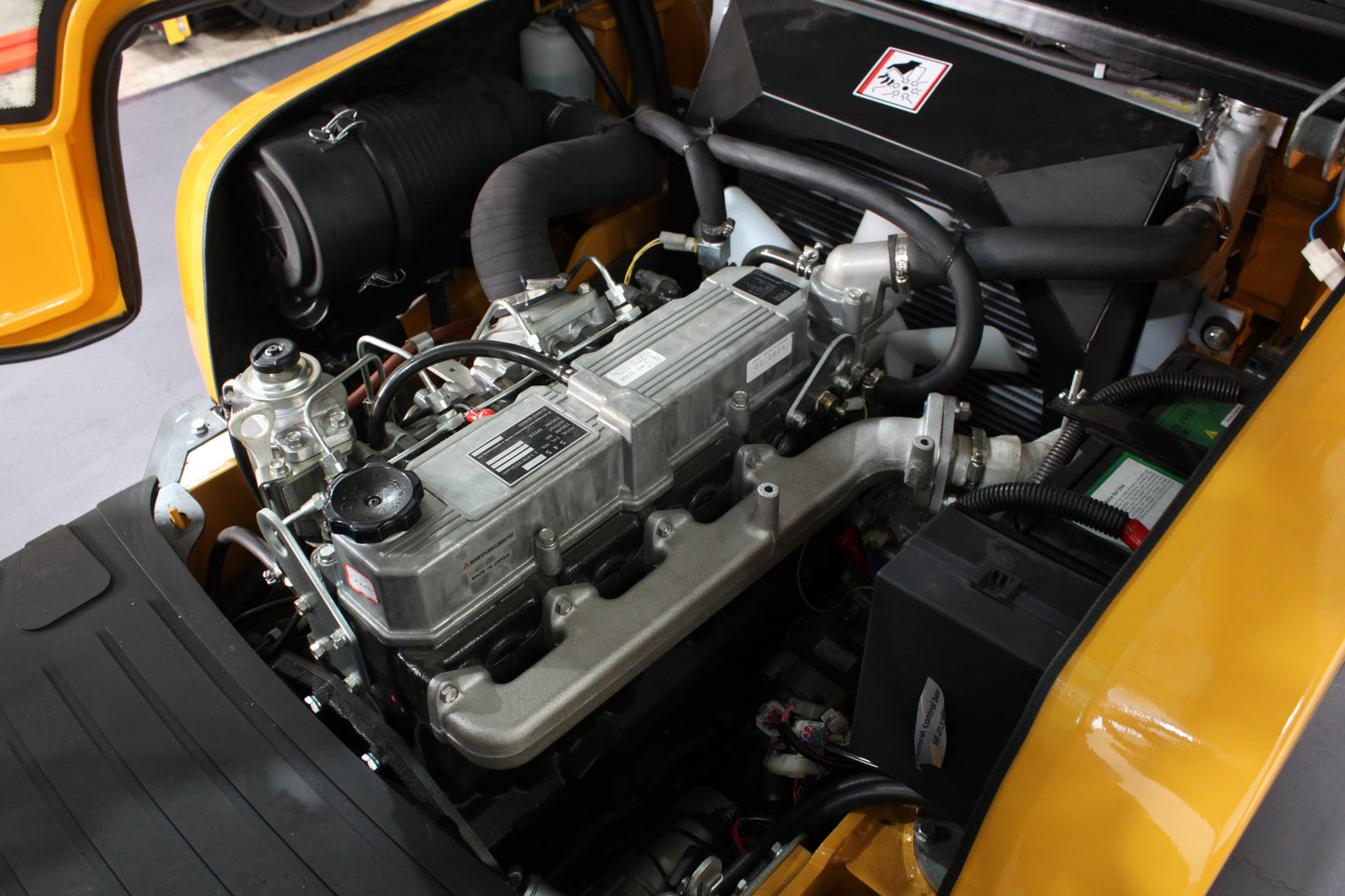 HIFOUNE FD40 - Full Cab Diesel Counterbalance