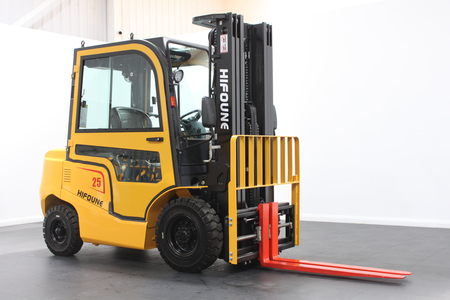 HIFOUNE FD25 - Full Cab