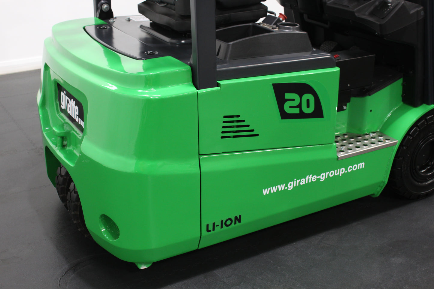 giraffe GBL20 2T Lithium Electric 3-Wheel Forklift | Fast Charging, Zero Emissions