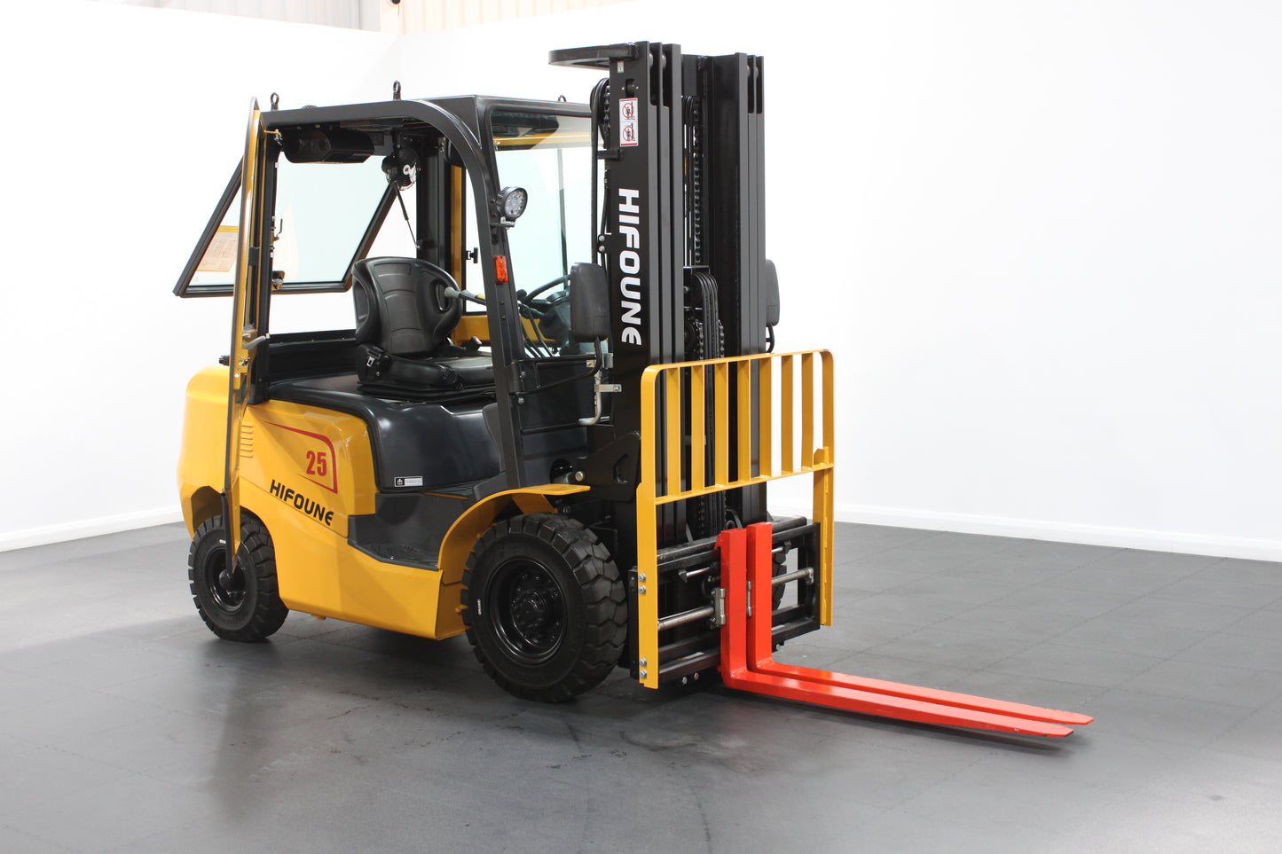 HIFOUNE FD25 - Full Cab