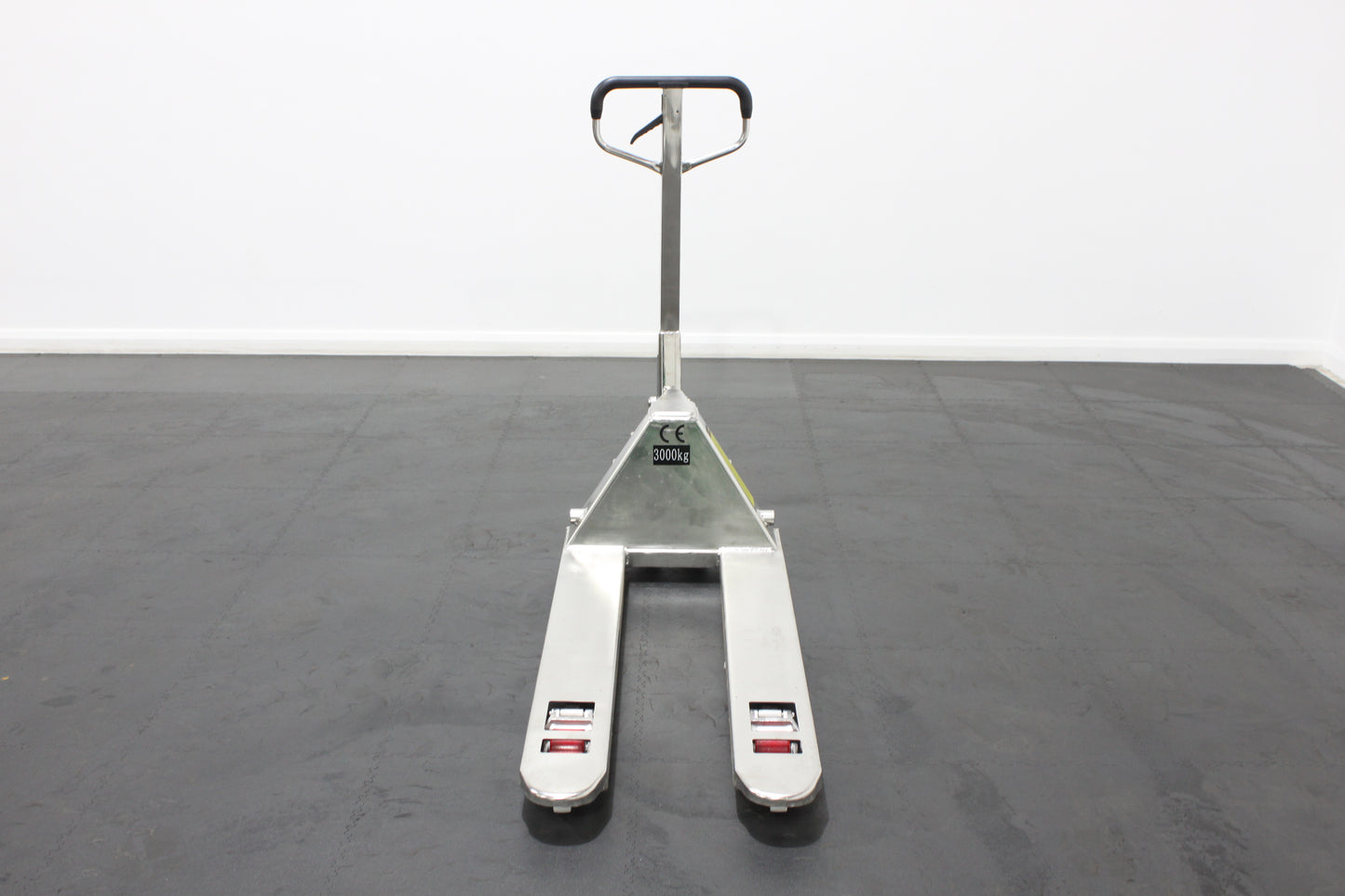 giraffe 3T Stainless Steel Euro Spec 550x1150mm Manual Pallet Truck | Heavy Duty, Low Profile