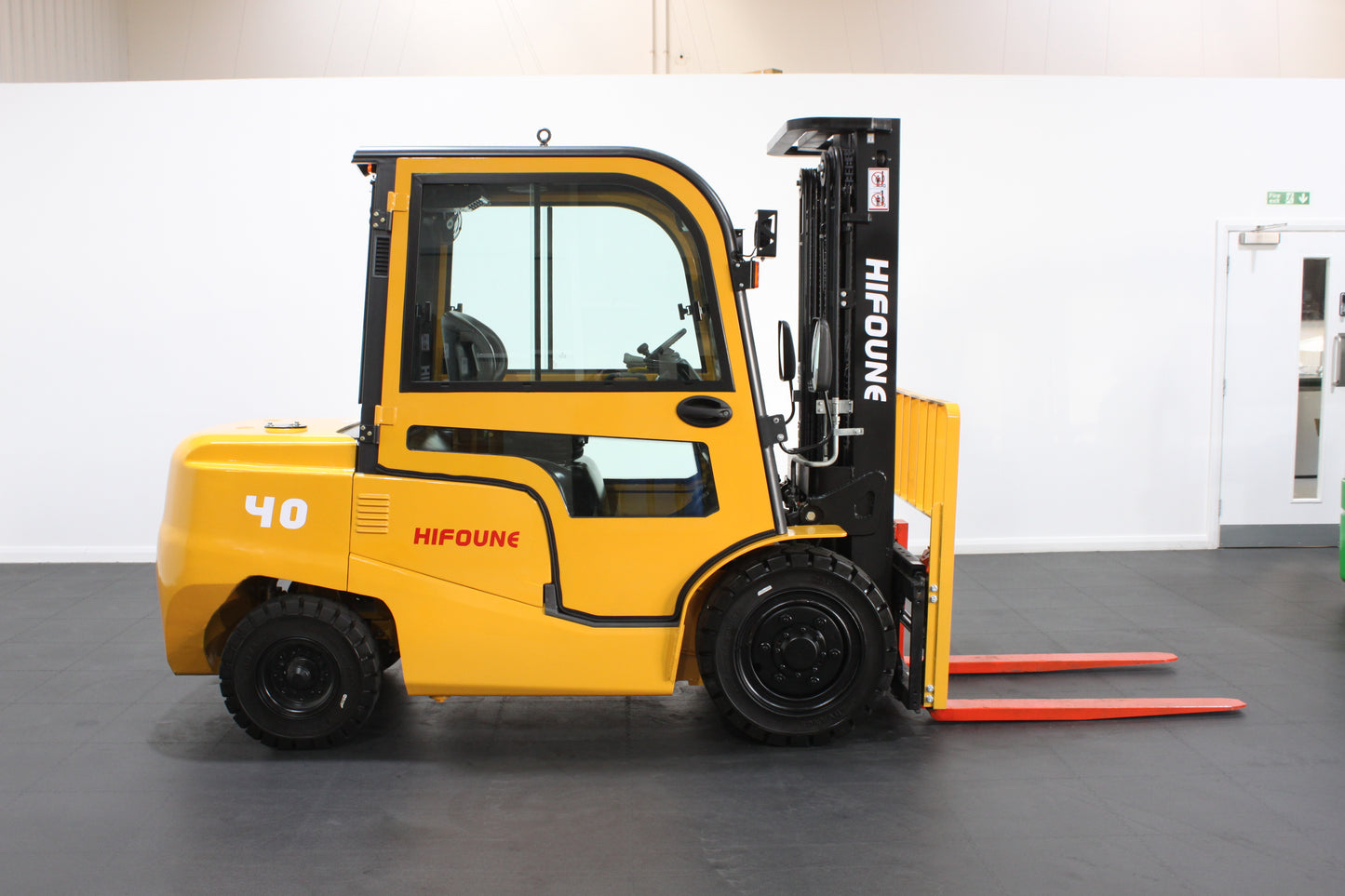 HIFOUNE FD40 - Full Cab Diesel Counterbalance