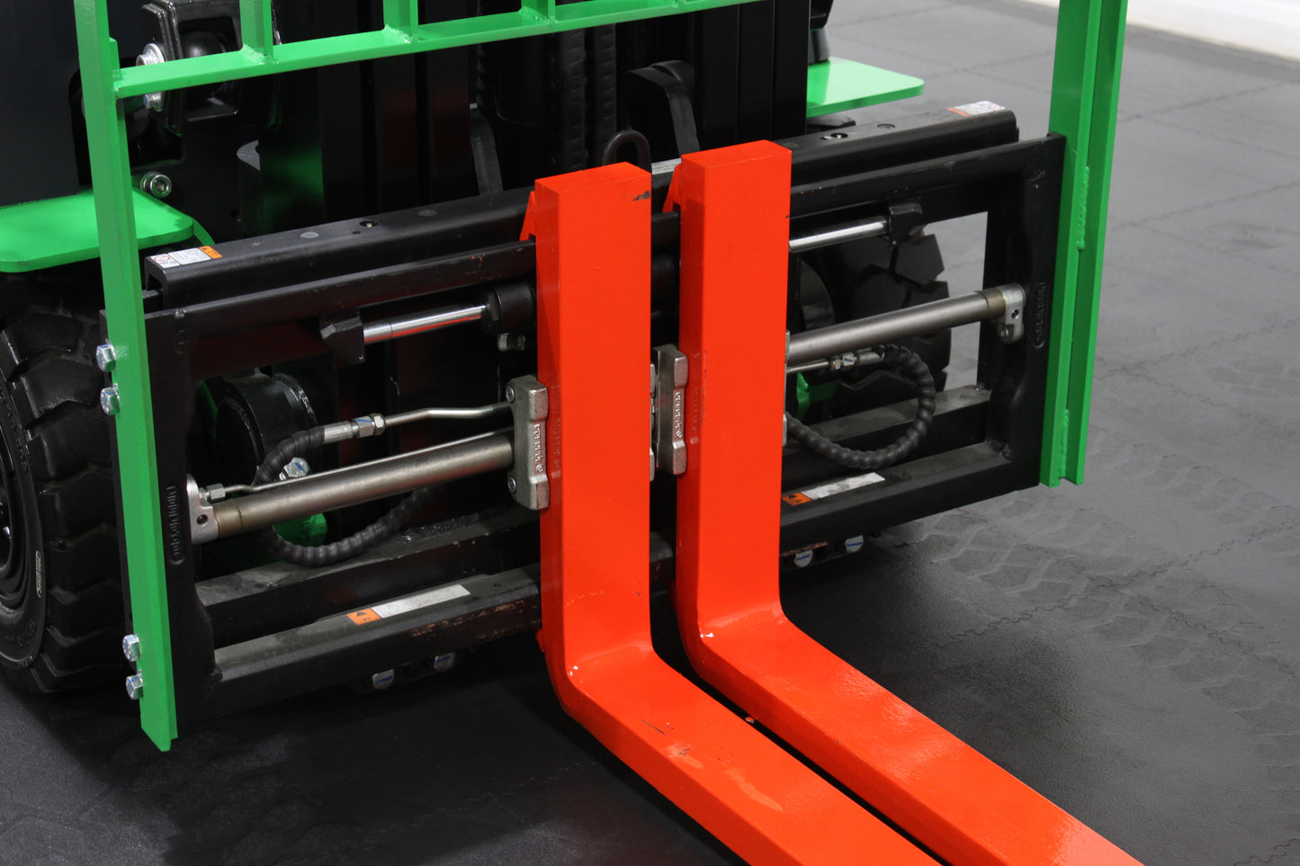 giraffe GBL20 2T Lithium Electric 3-Wheel Forklift | Fast Charging, Zero Emissions