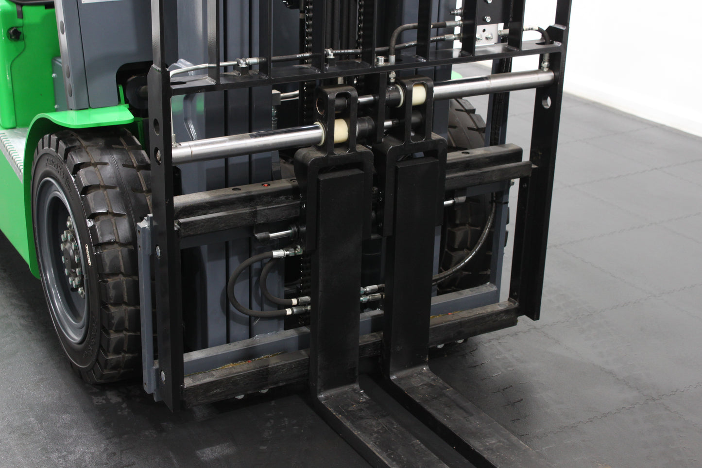 MiMA MK30 - Open Cab Lithium Electric Counterbalance