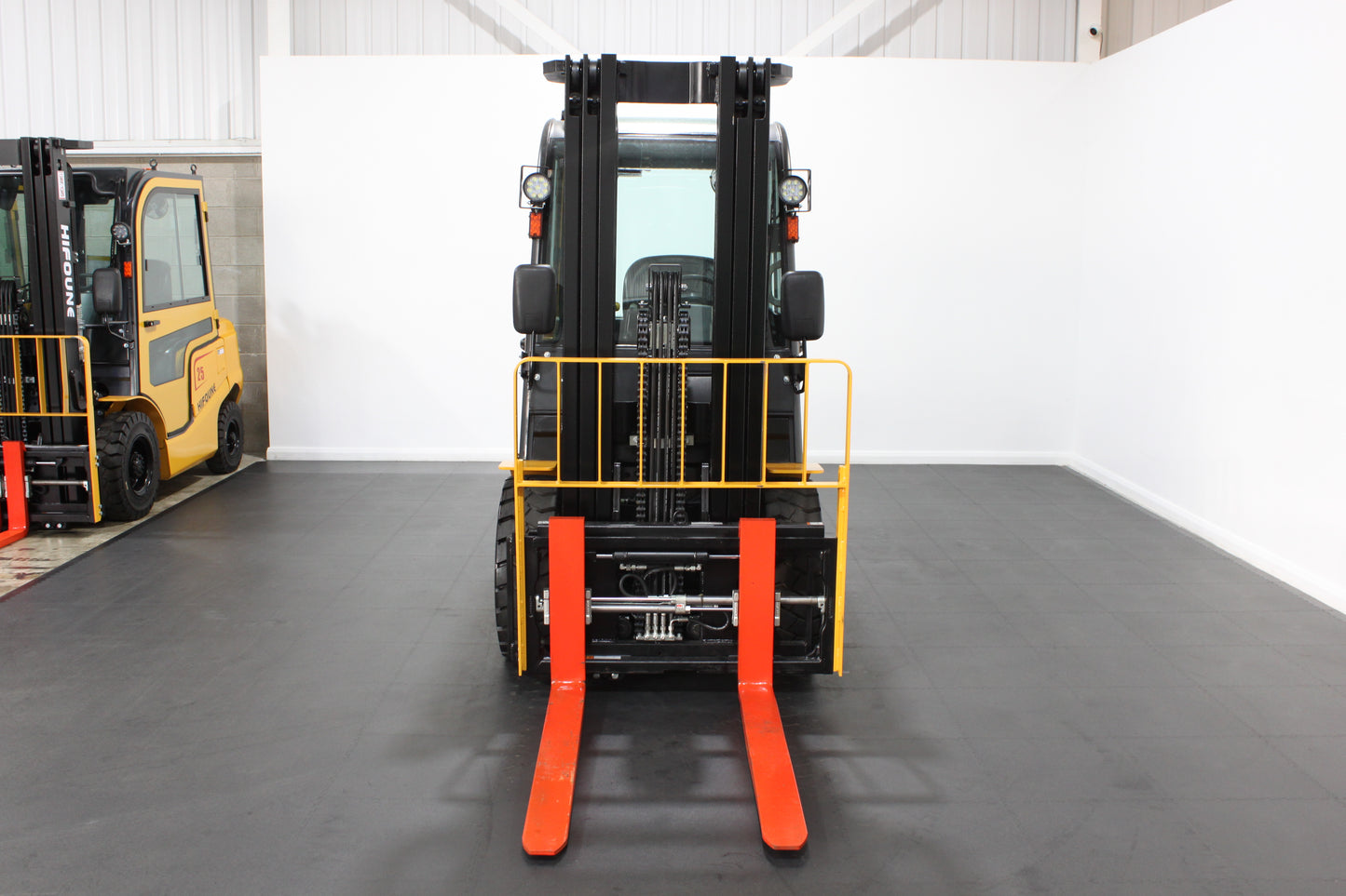 HIFOUNE FD40 - Full Cab Diesel Counterbalance