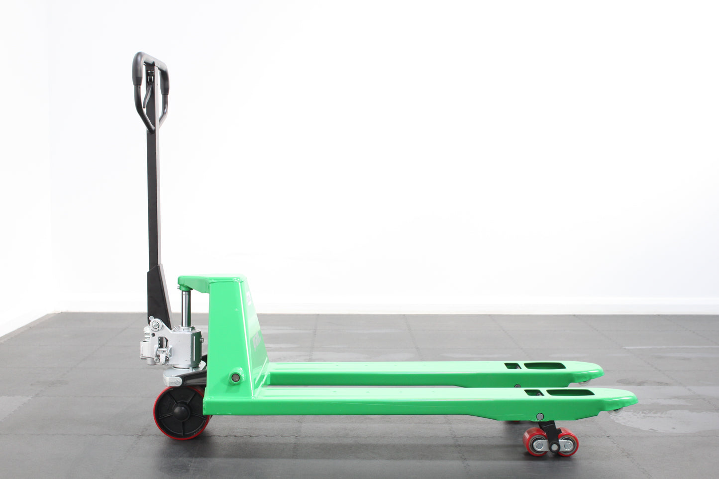 giraffe 3T Euro Spec 550x1150mm Manual Pallet Truck | Heavy Duty, Low Profile