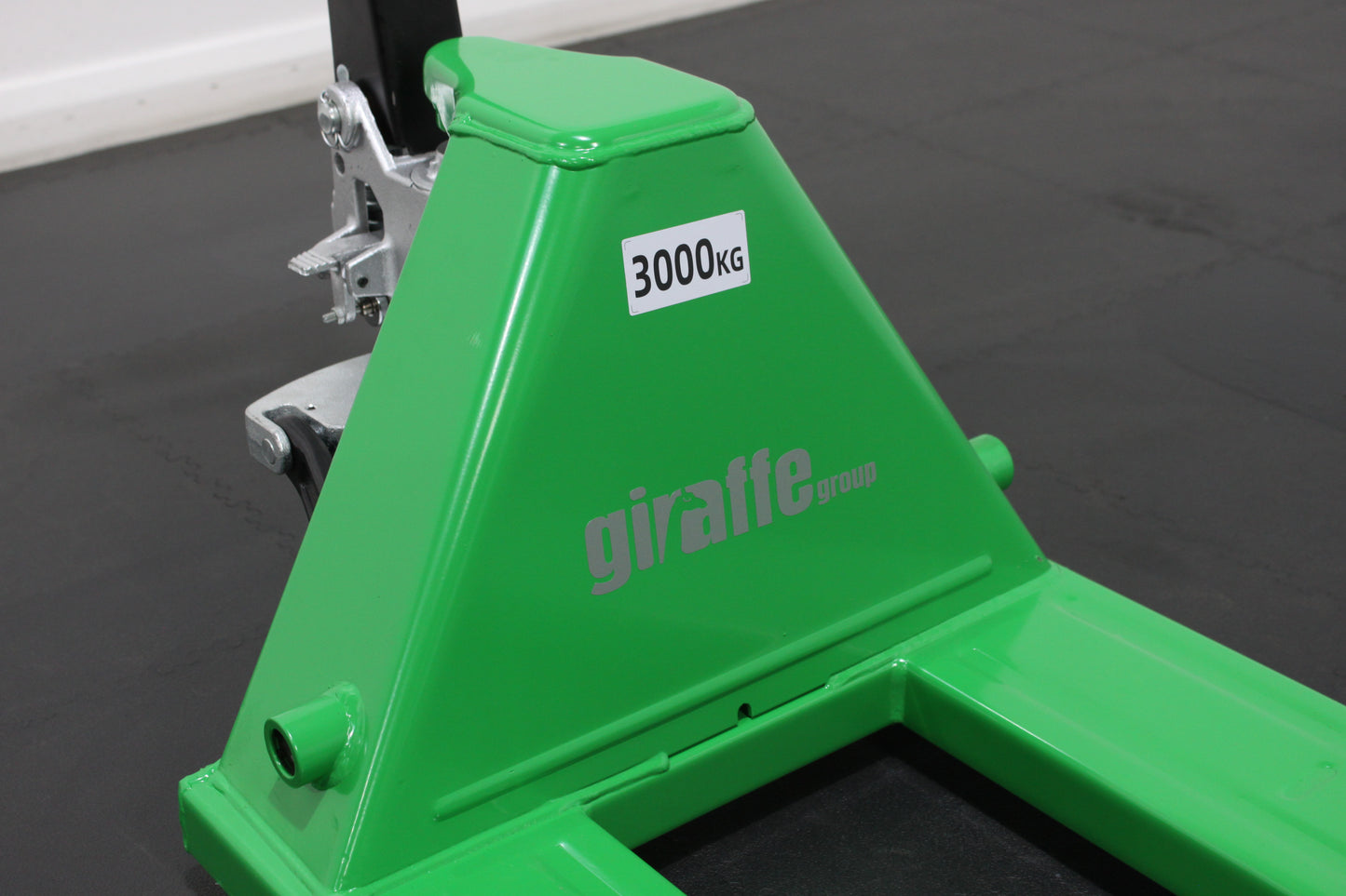 giraffe 3T Euro Spec 550x1150mm Manual Pallet Truck | Heavy Duty, Low Profile