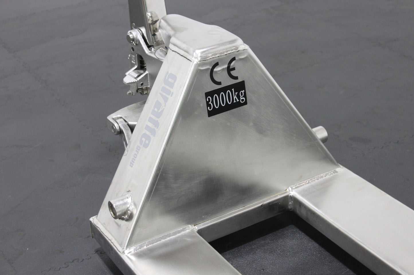 giraffe 3T Stainless Steel Euro Spec 550x1150mm Manual Pallet Truck | Heavy Duty, Low Profile