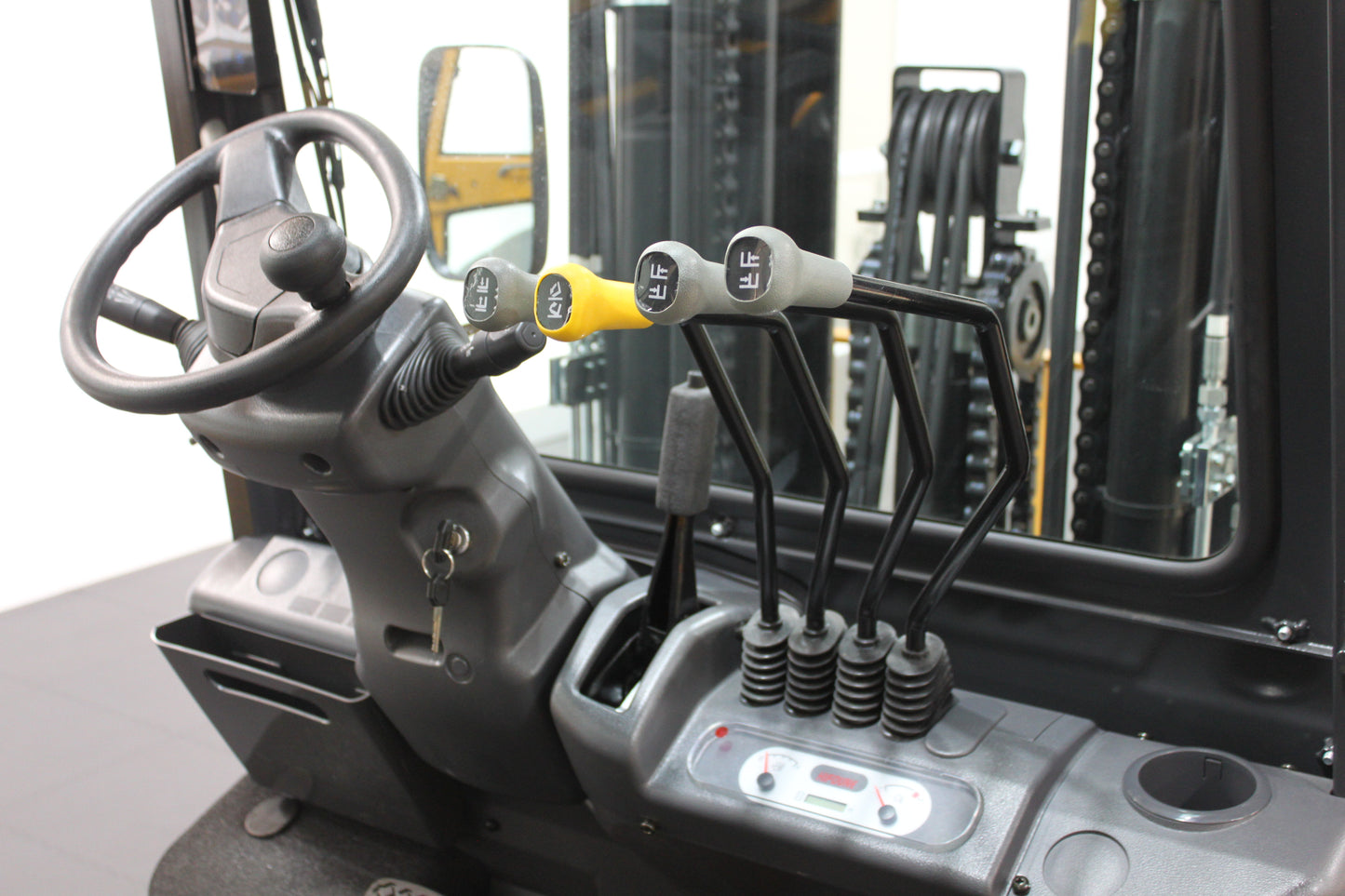 HIFOUNE FD25 - Full Cab