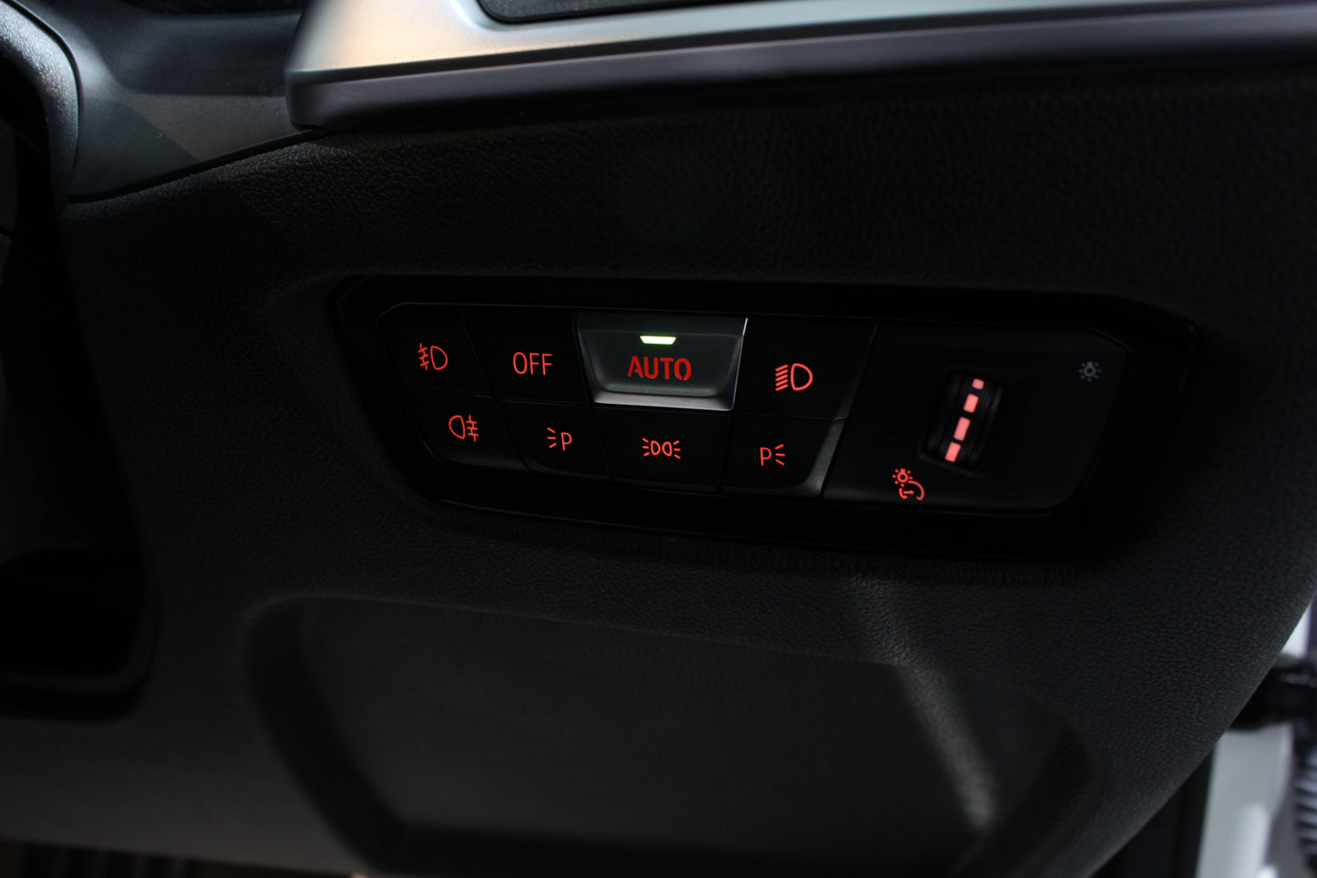 BMW 320i M Sport 4dr Step Auto