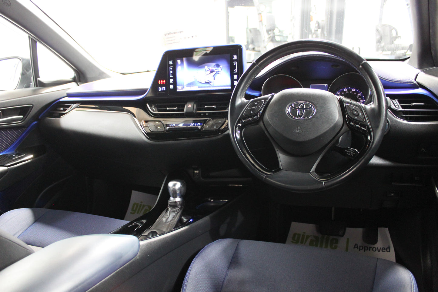 Toyota C-HR 1.8 Hybrid Dynamic 5dr CVT