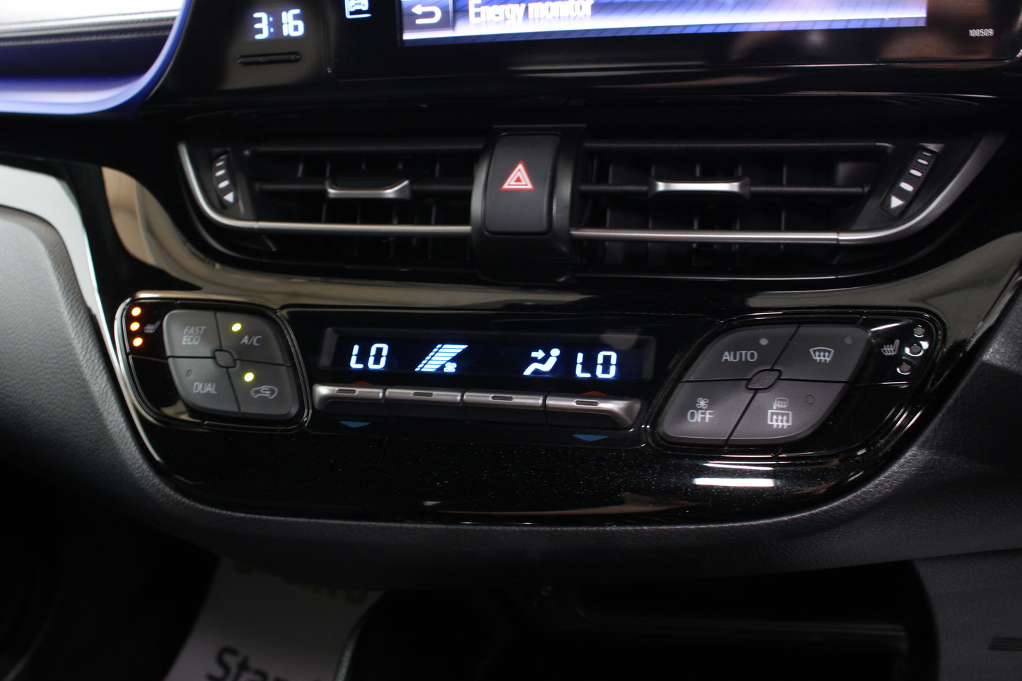 Toyota C-HR 1.8 Hybrid Dynamic 5dr CVT