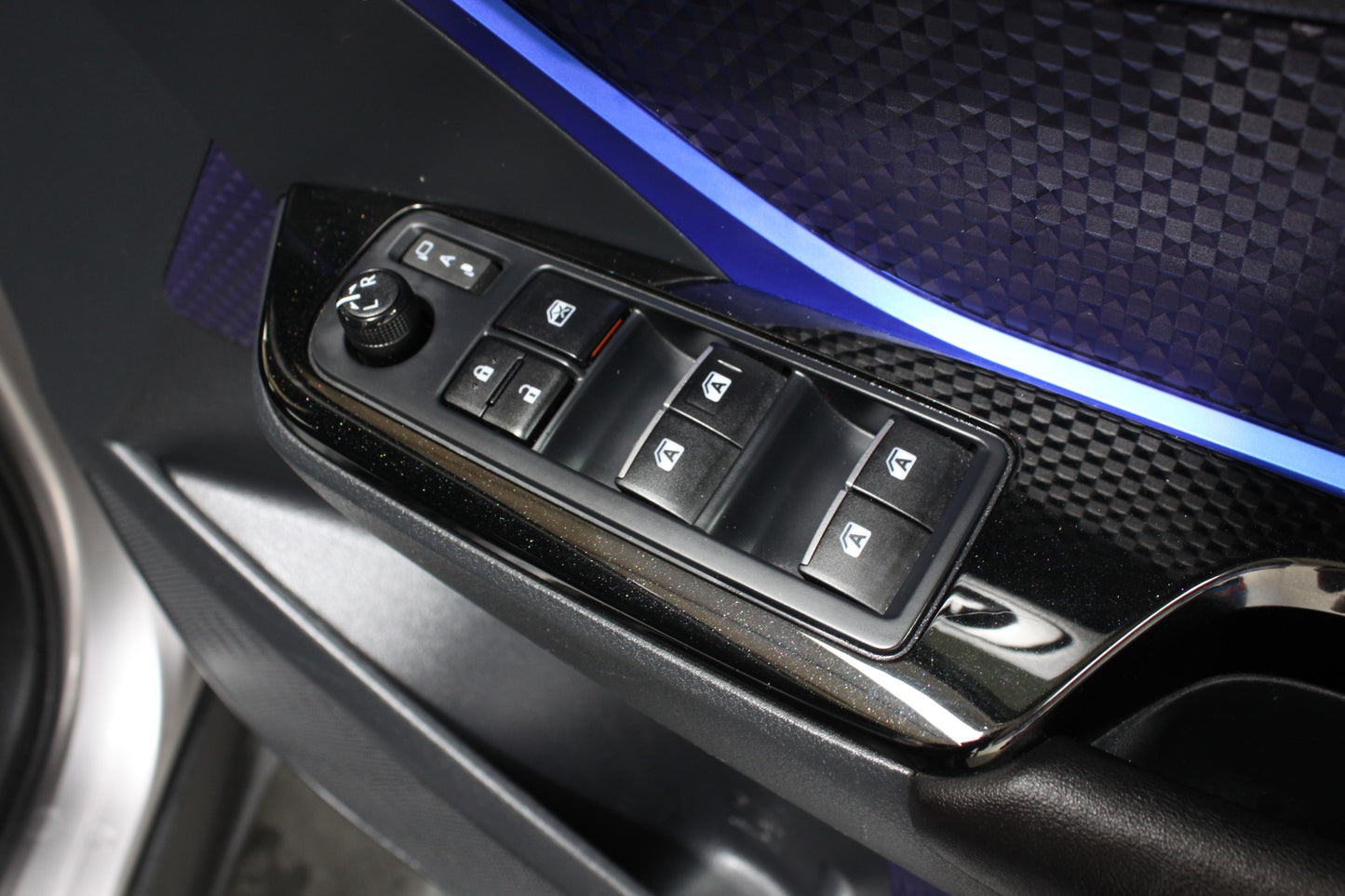 Toyota C-HR 1.8 Hybrid Dynamic 5dr CVT