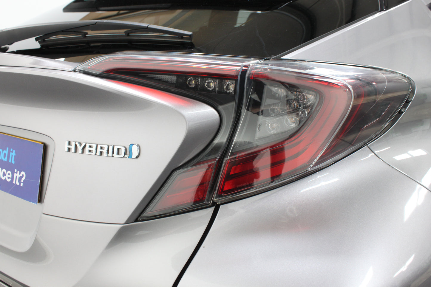 Toyota C-HR 1.8 Hybrid Dynamic 5dr CVT