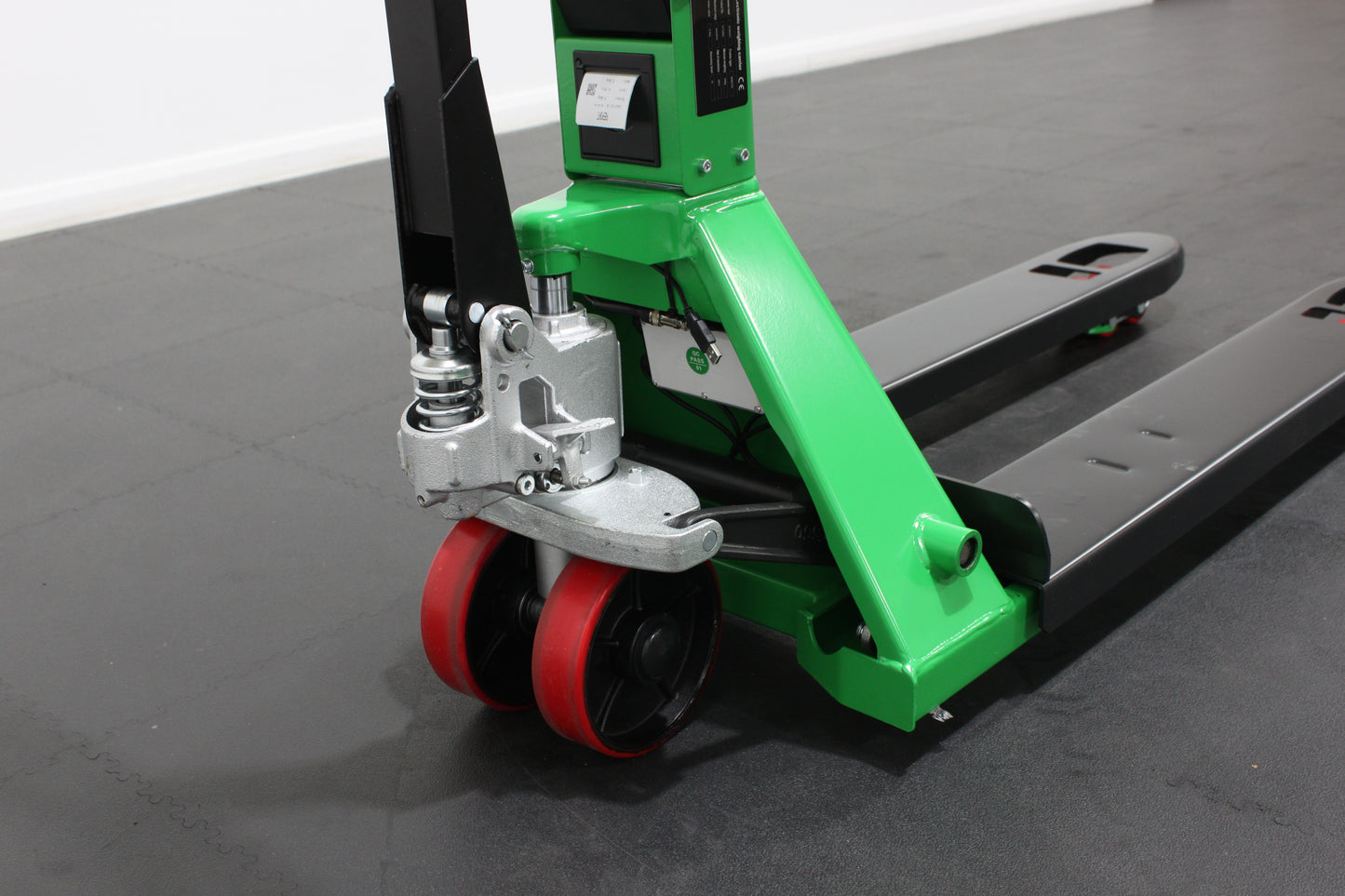 giraffe - Manual Pallet Truck with Scales (EURO Spec 555X1150mm)