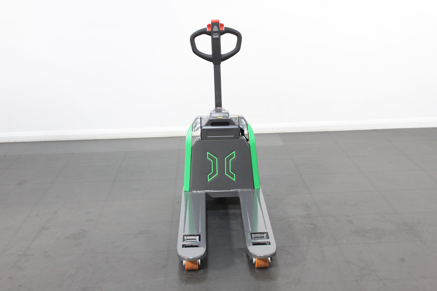 giraffe - 1.5T Lithium Powered Pallet Truck (EURO Spec 550x1150mm)