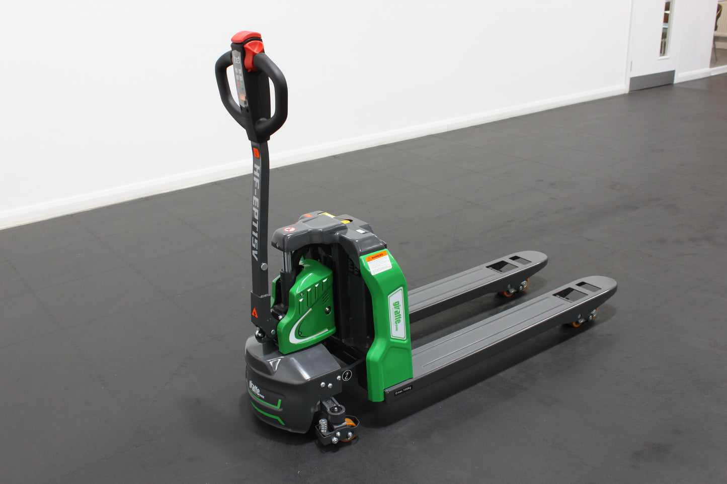 giraffe - 1.5T Lithium Powered Pallet Truck (EURO Spec 550x1150mm)