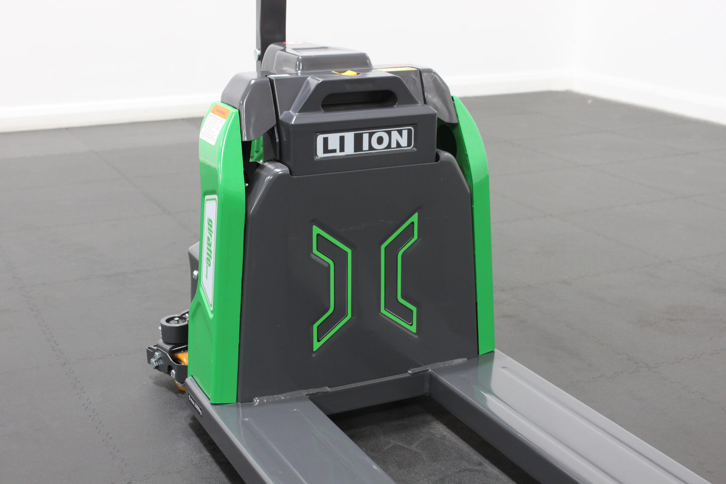 giraffe - 2.0T Lithium Powered Pallet Truck (EURO Spec 550x1150mm)