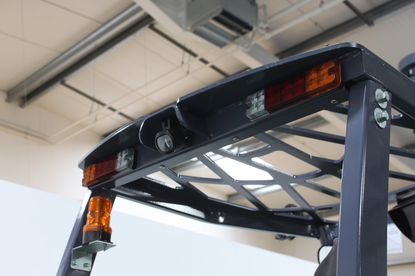MiMA MJ20 Electric Articulated Forklift | 2T Capacity, VNA, Lithium Battery