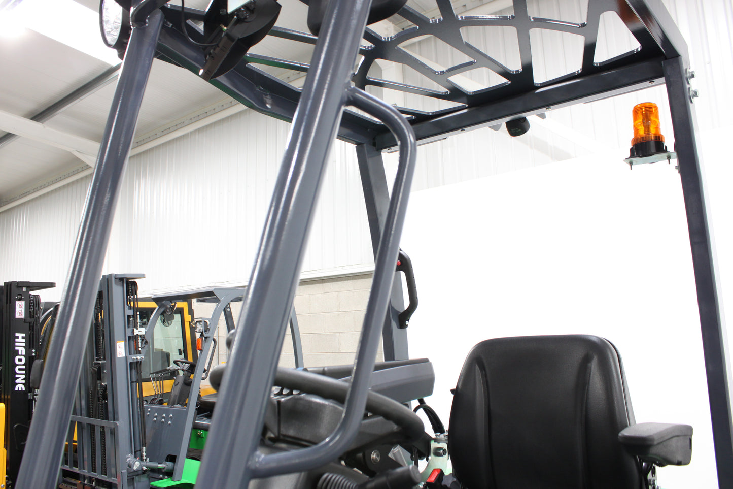 MiMA MJ20 Electric Articulated Forklift | 2T Capacity, VNA, Lithium Battery