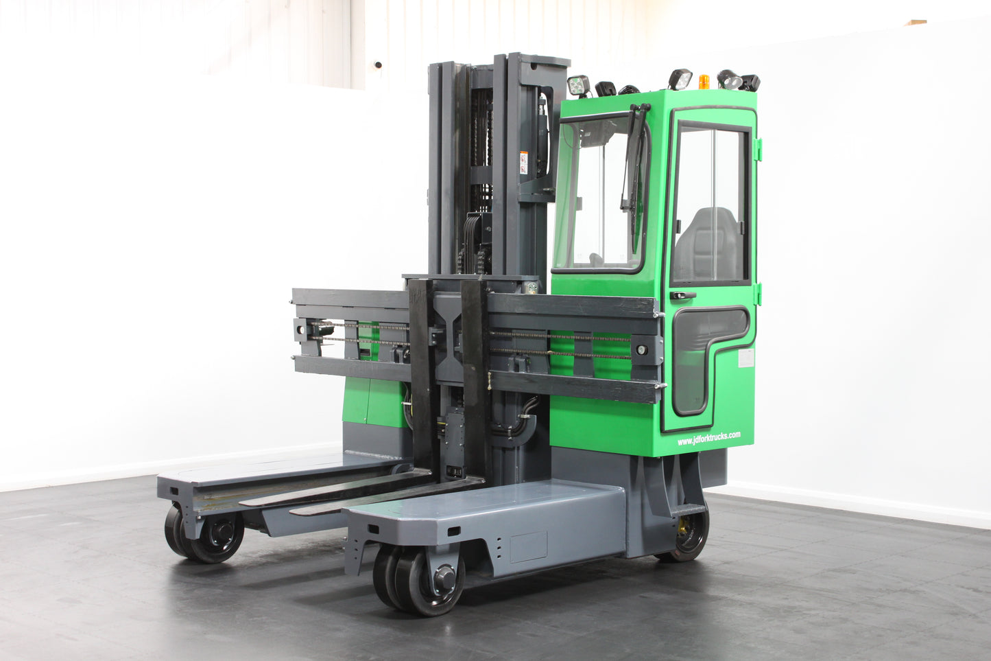 MiMA MQC40 – Multidirectional Full Cab