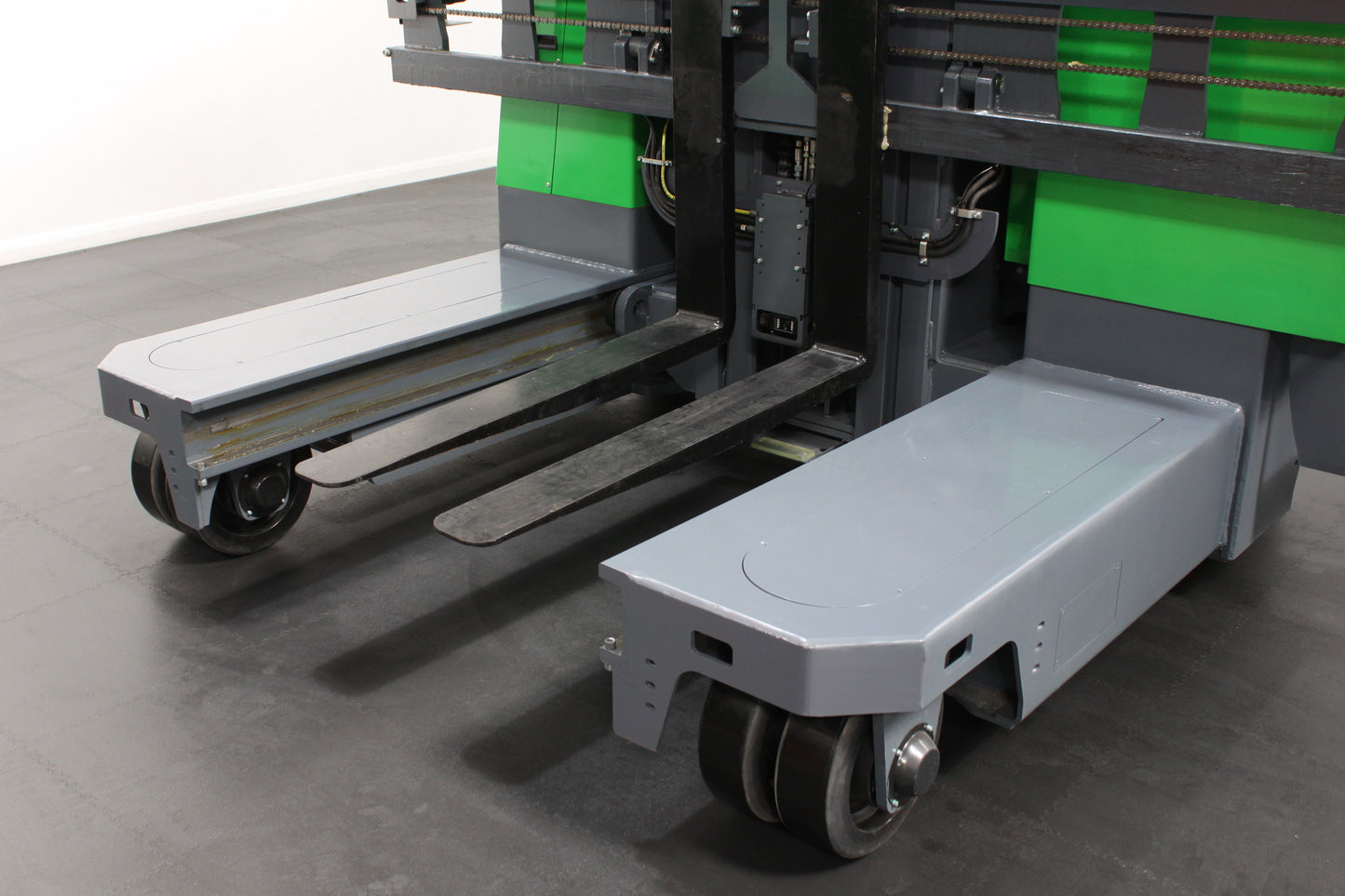 MiMA MQC40 – Multidirectional Full Cab