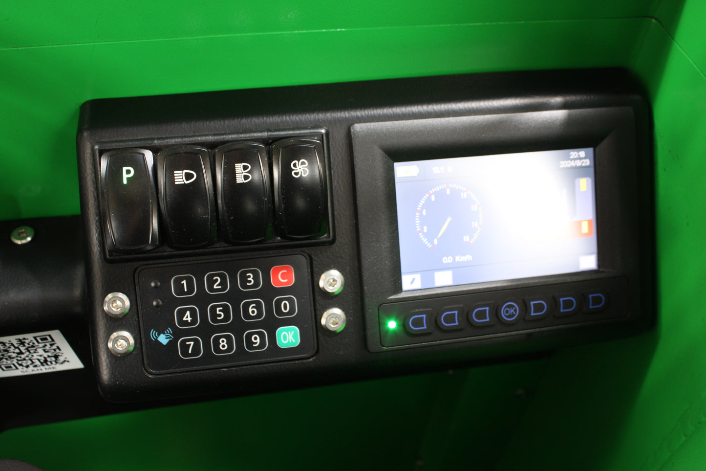 MiMA MQC40 – Multidirectional Full Cab