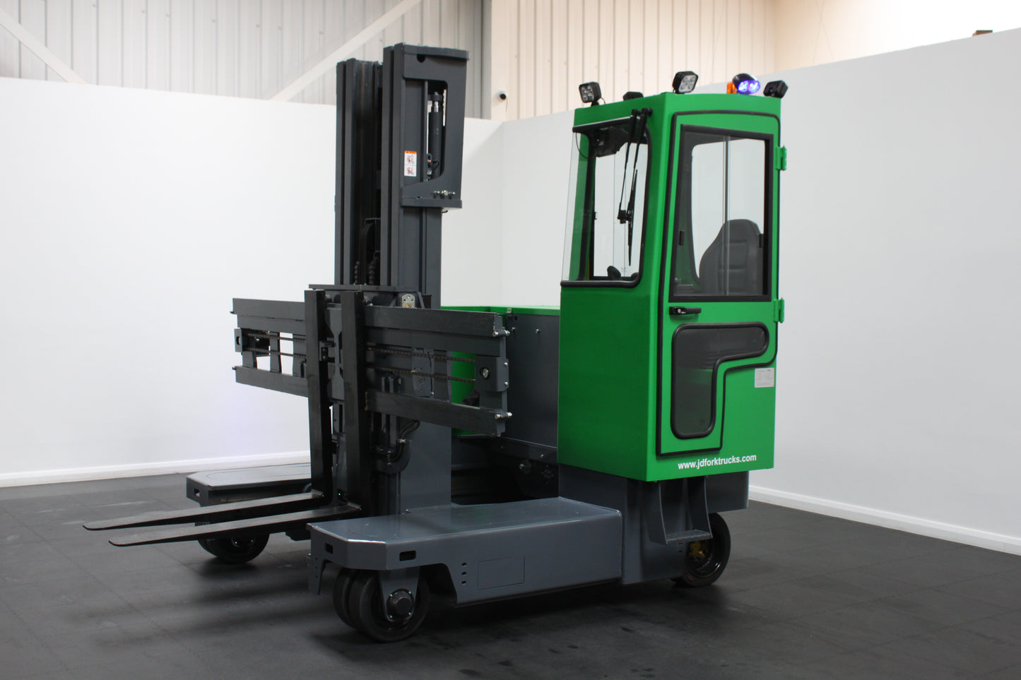MiMA MQC40 – Multidirectional Full Cab