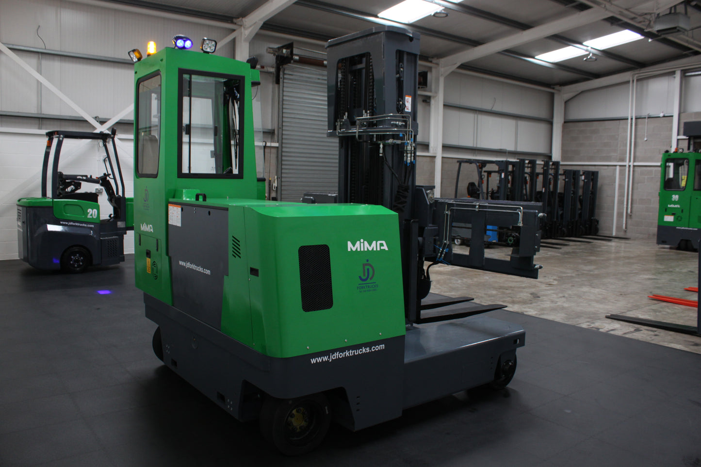 MiMA MQC40 – Multidirectional Full Cab