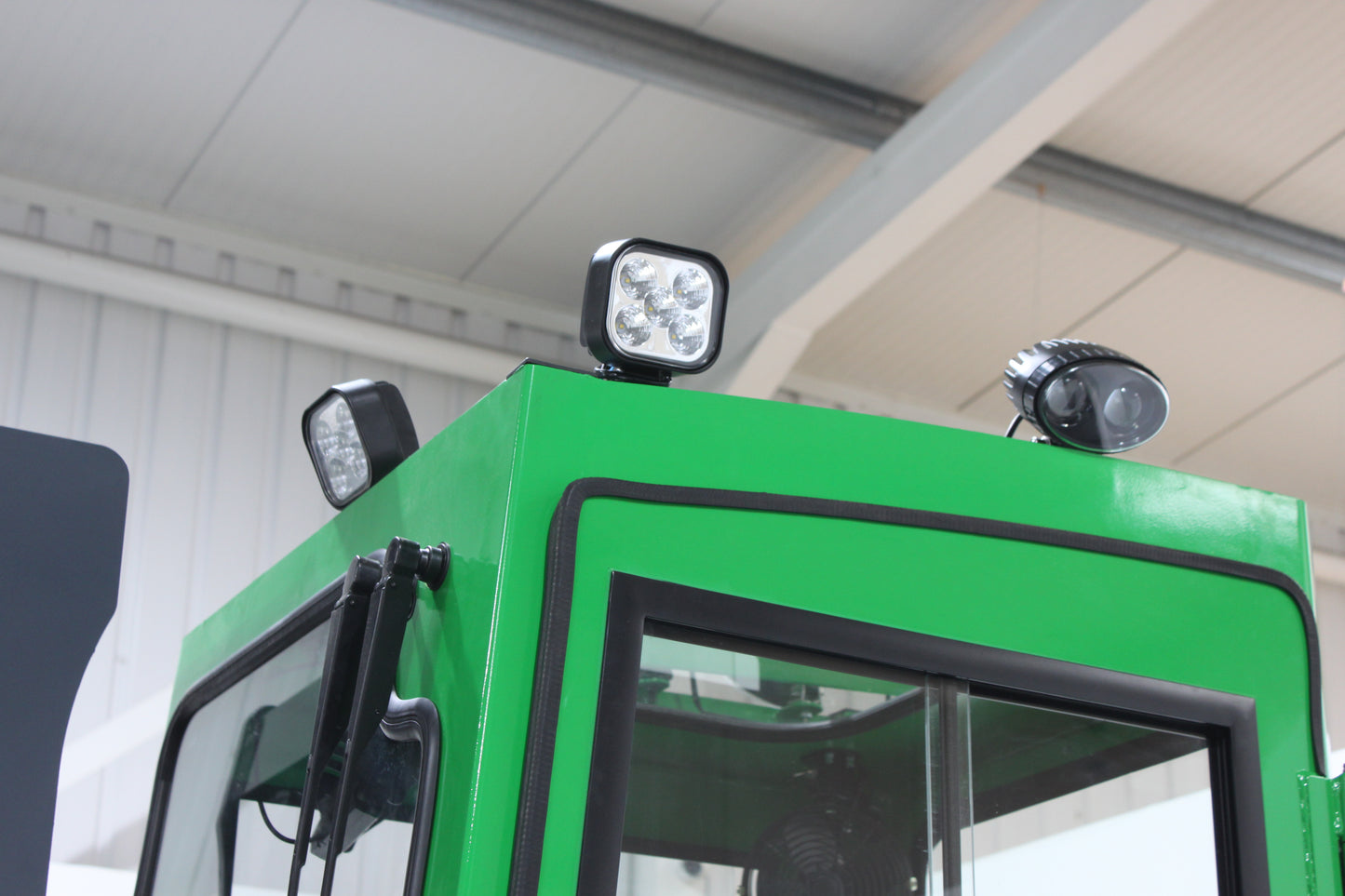 MiMA MQK30 - Multidirectional Counterbalance Forklift