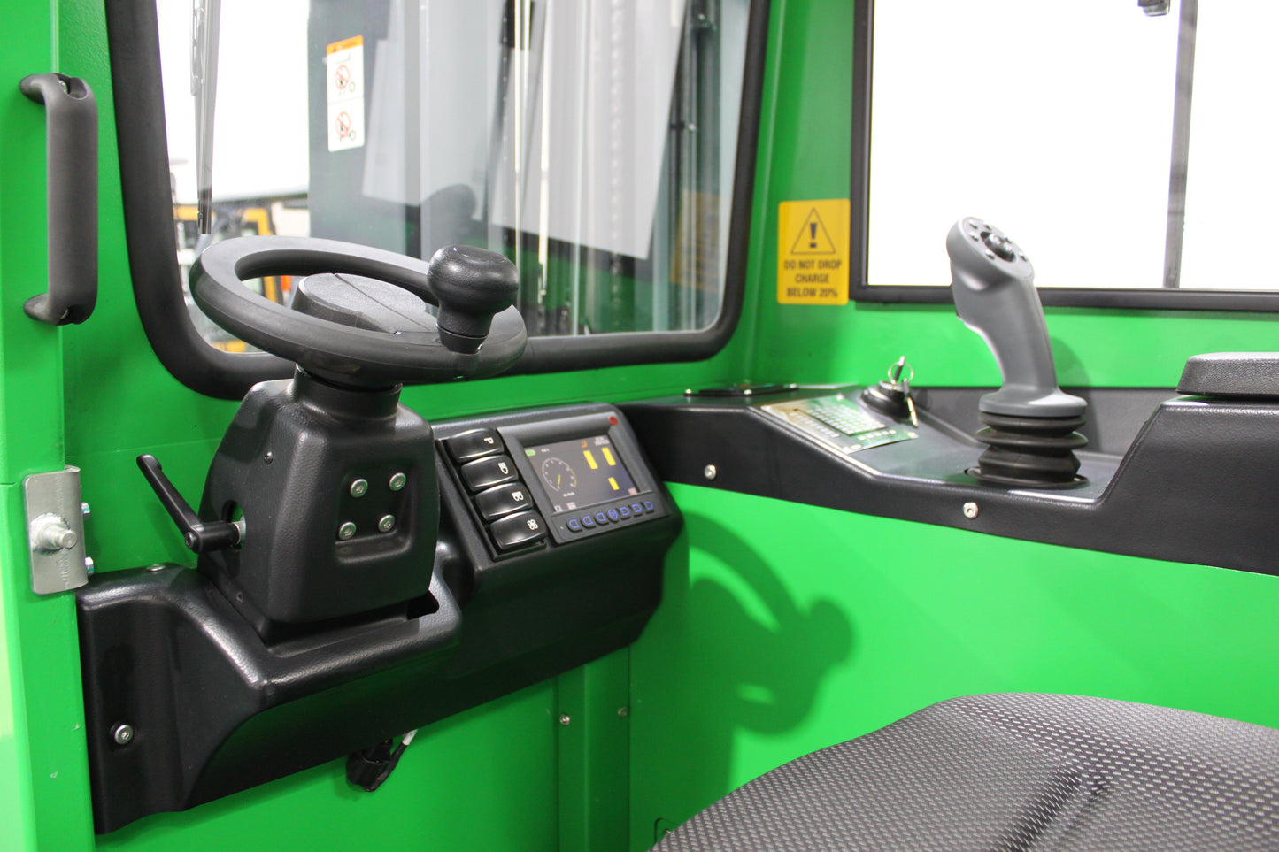 MiMA MQK30 - Multidirectional Counterbalance Forklift