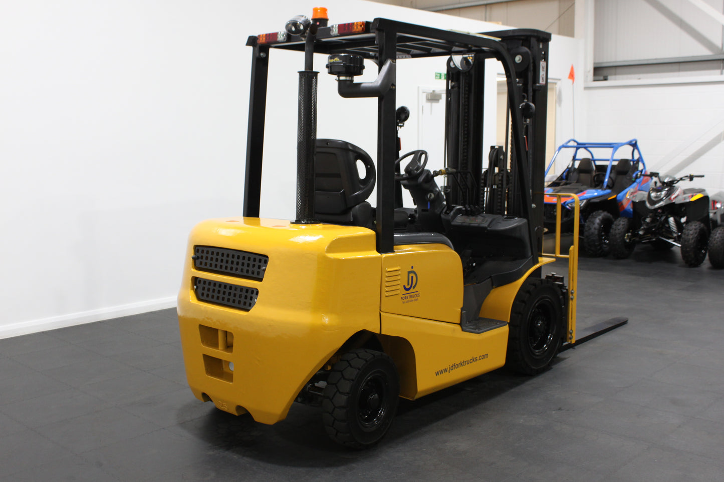 HIFOUNE FD25T - Open Cab