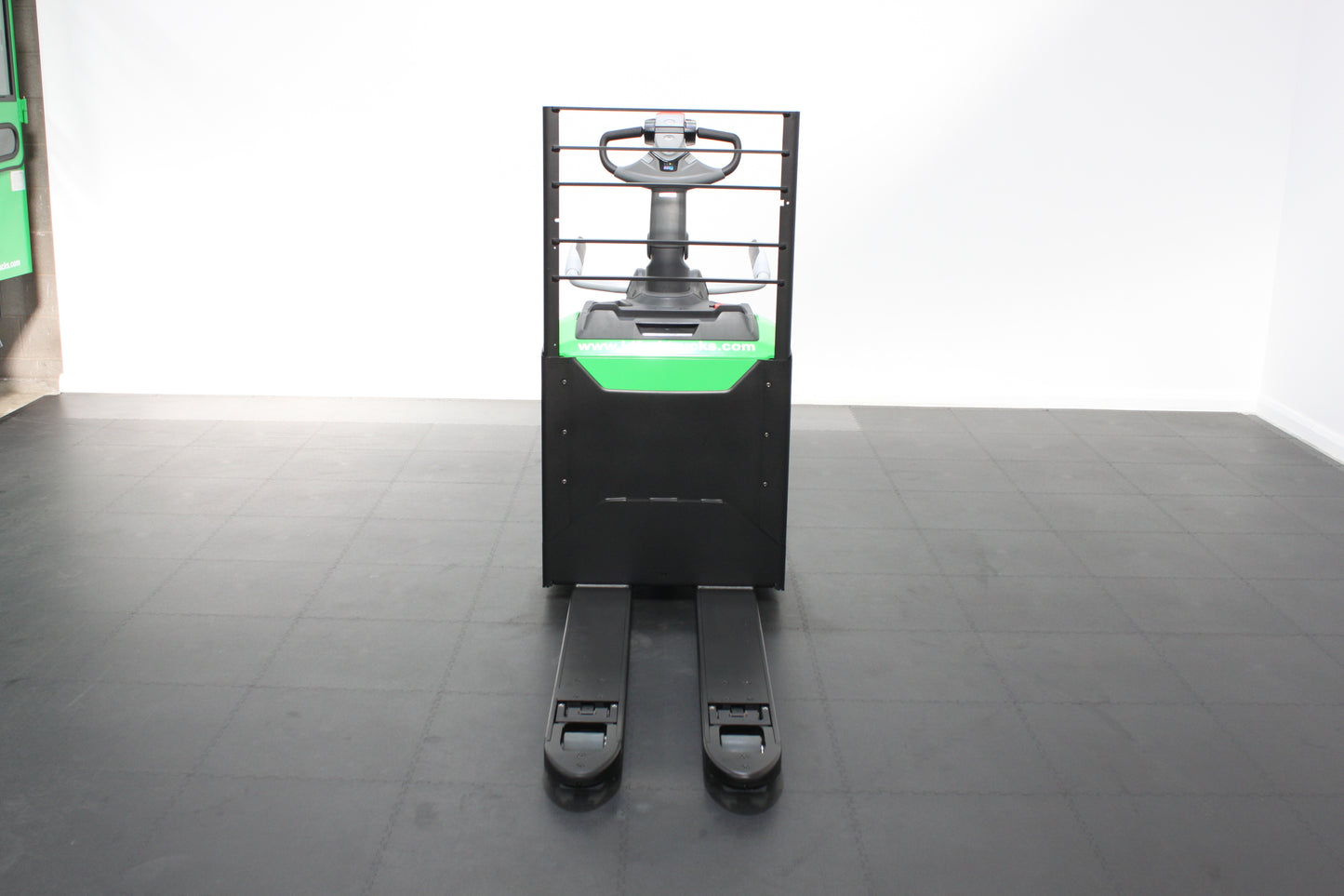 CESAB P320 Powered Pallet Truck with Platform Ride-On