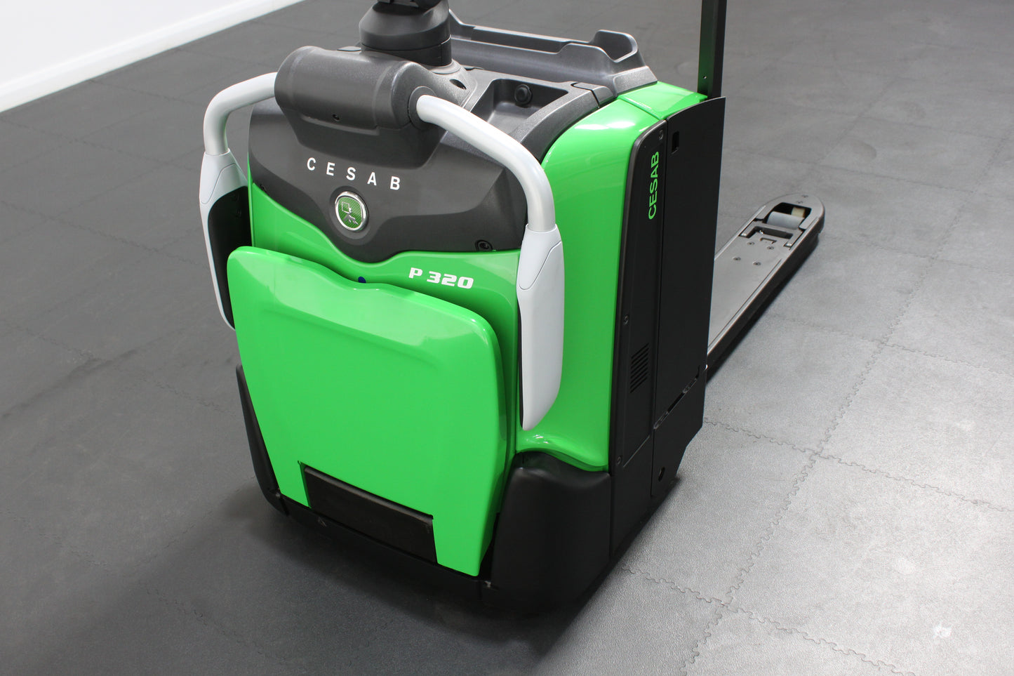 CESAB P320 Powered Pallet Truck with Platform Ride-On