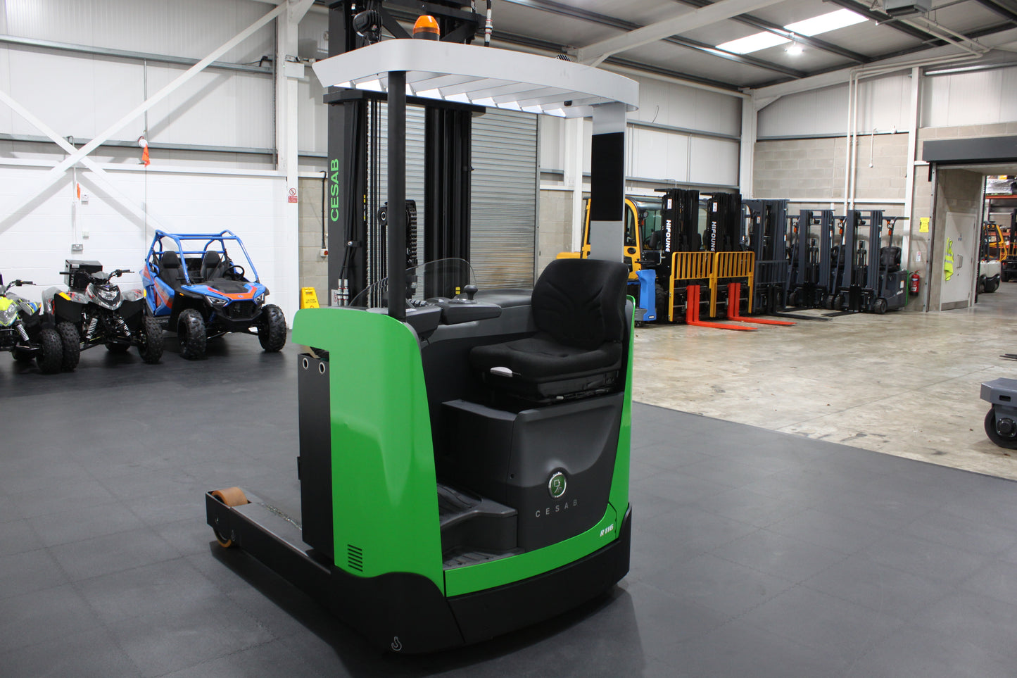 CESAB R116 Electric Reach Truck