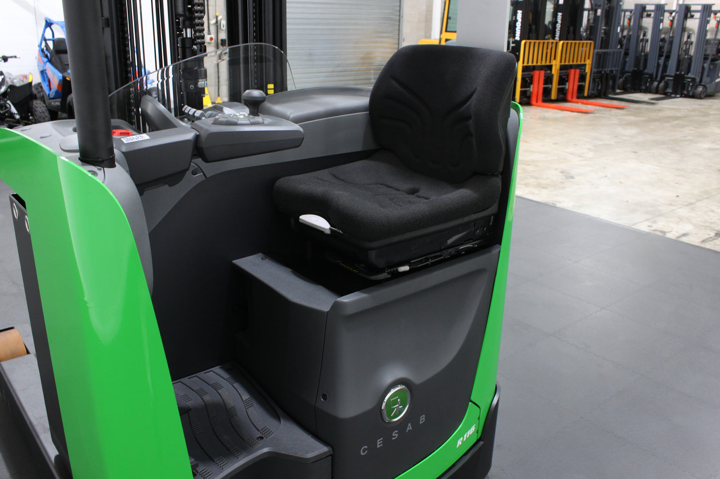 CESAB R116 Electric Reach Truck