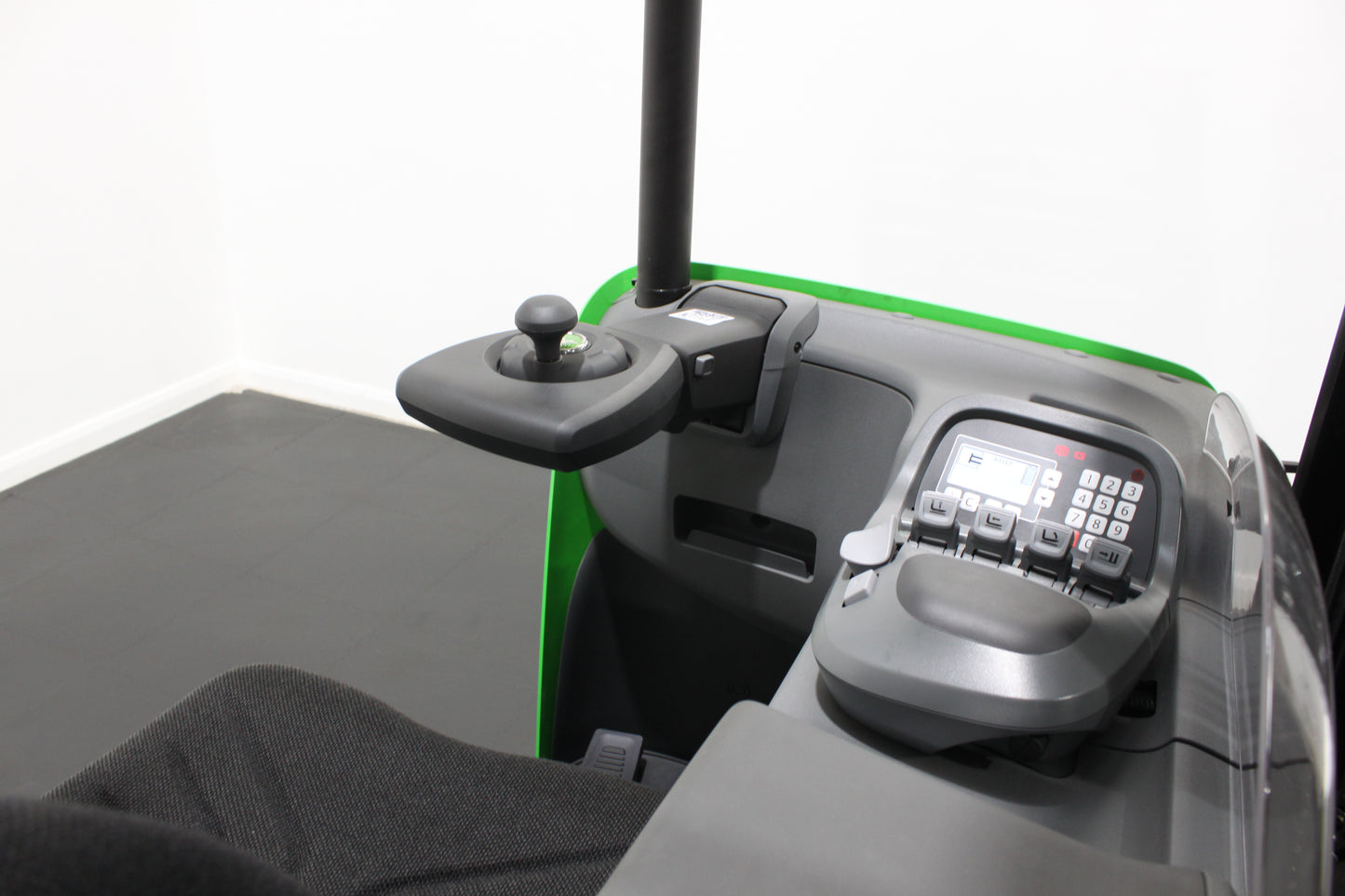 CESAB R116 Electric Reach Truck