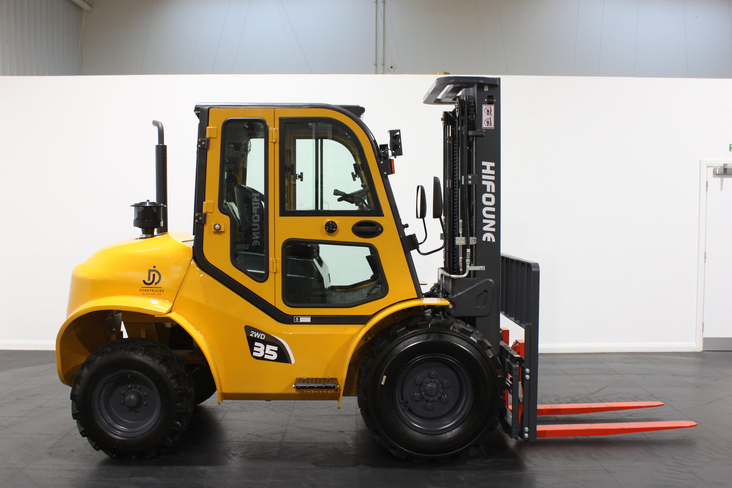 HIFOUNE CPCD35-2WD - Full Cab - Rough Terrain Forklift