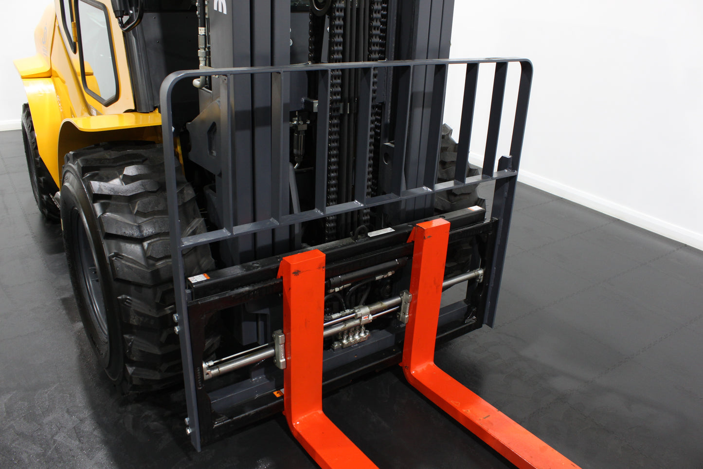 HIFOUNE CPCD35-2WD - Full Cab - Rough Terrain Forklift