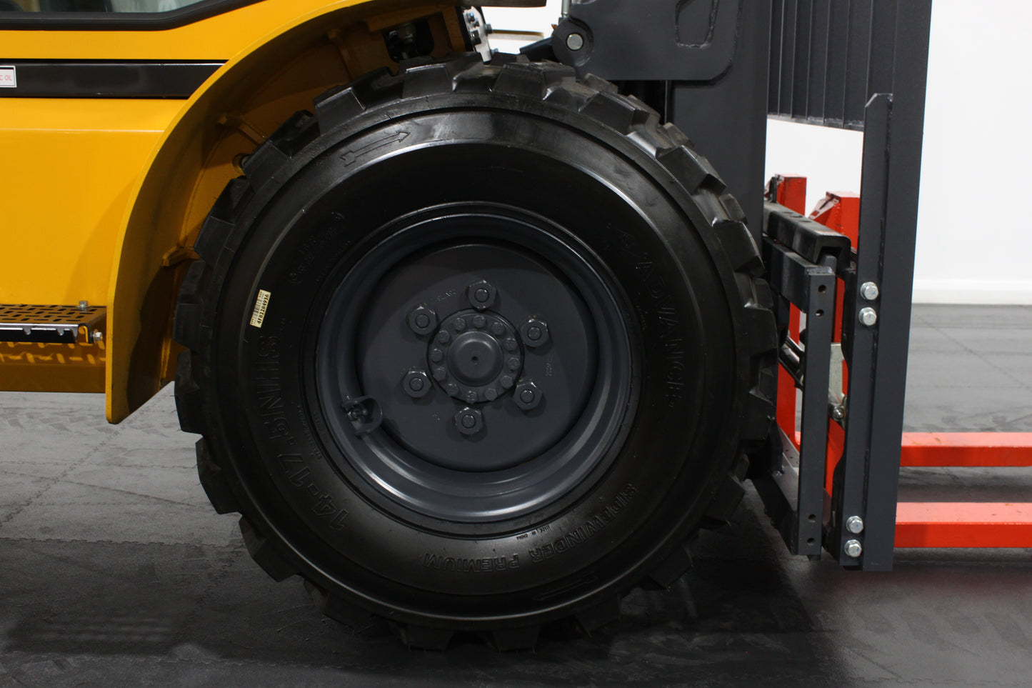 HIFOUNE CPCD35-2WD - Full Cab - Rough Terrain Forklift