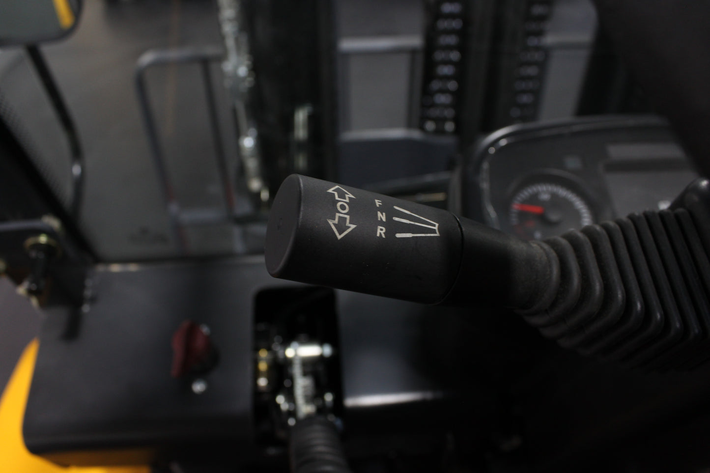 HIFOUNE CPCD25-4WD - Full Cab - Rough Terrain Forklift