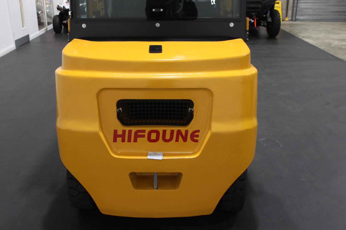 HIFOUNE FBL30 - Full Cab Lithium Electric Counterbalance