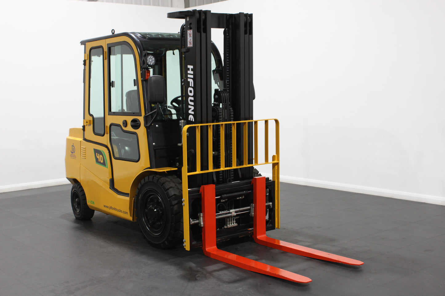 HIFOUNE FBL40 - Full Cab Lithium Electric Counterbalance