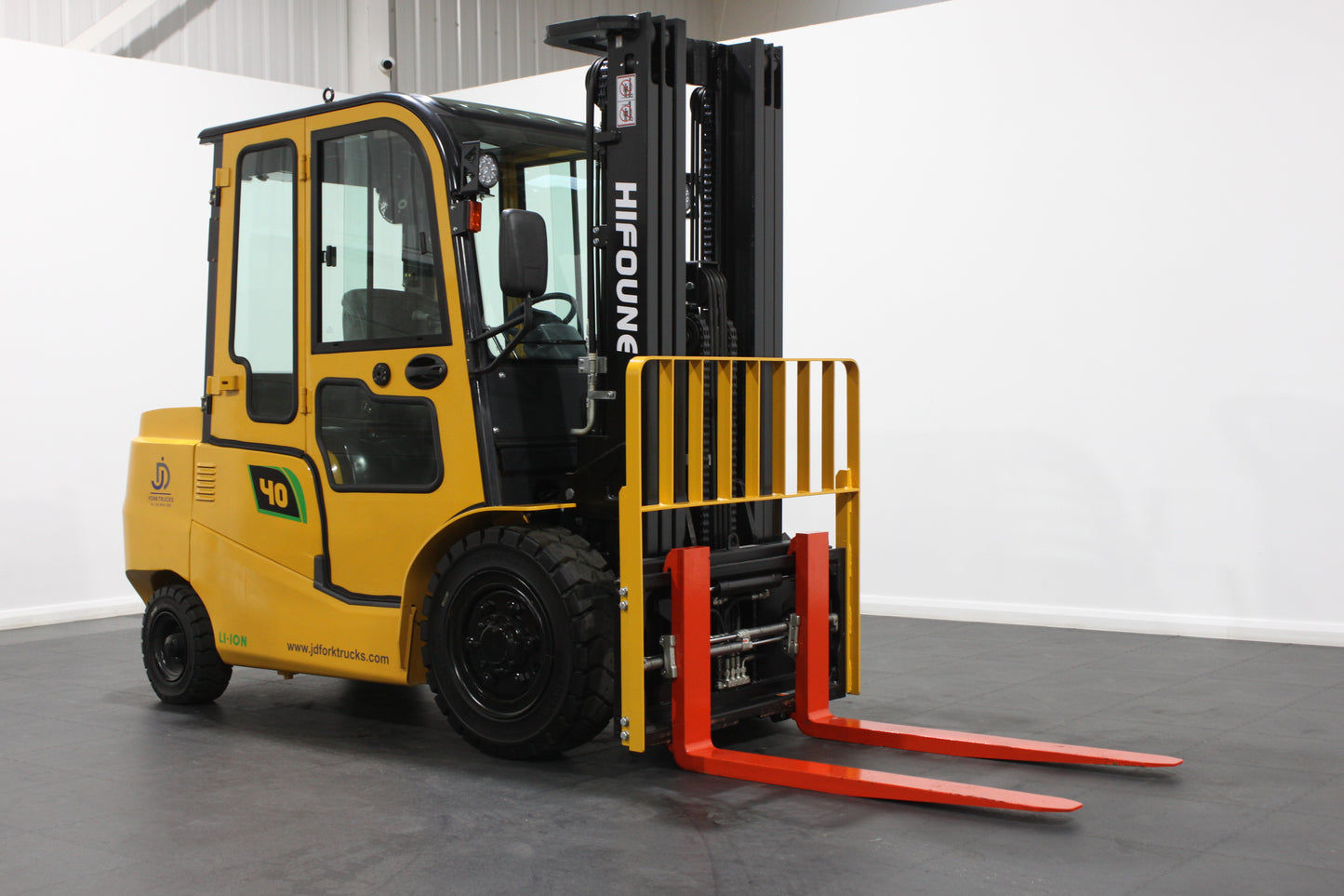 HIFOUNE FBL40 - Full Cab Lithium Electric Counterbalance