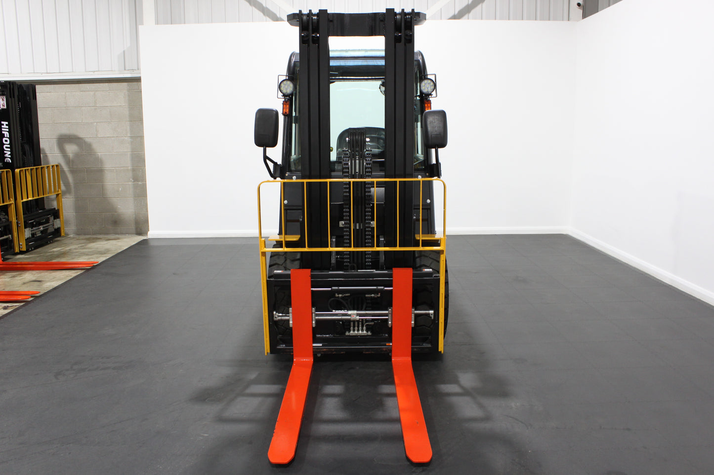 HIFOUNE FBL40 - Full Cab Lithium Electric Counterbalance