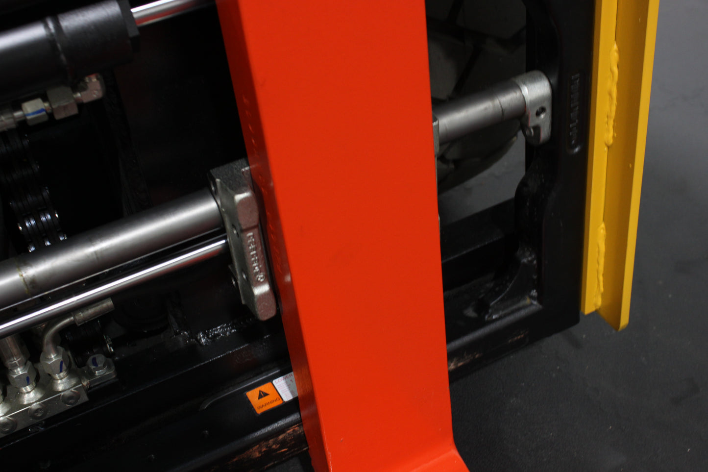 HIFOUNE FBL40 - Full Cab Lithium Electric Counterbalance